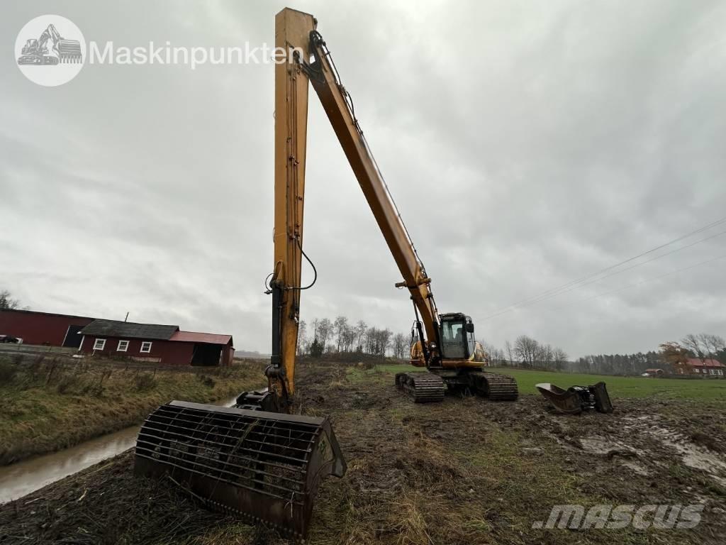 JCB JS 220 LC Pásová rýpadla