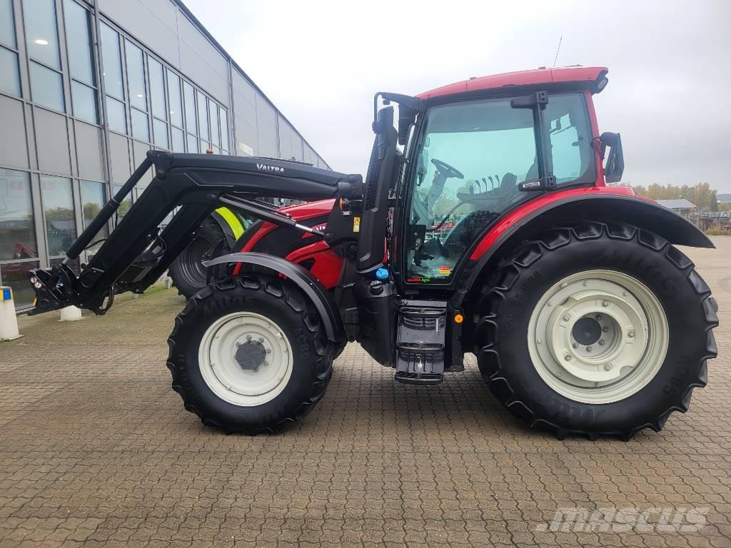 Valtra N154e Traktory
