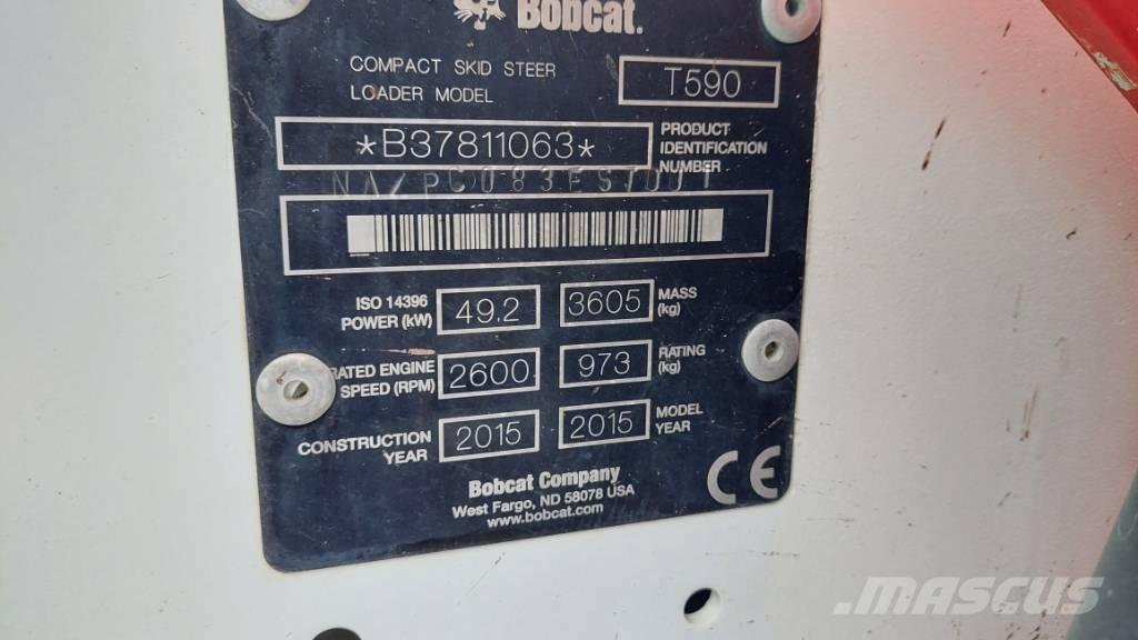 Bobcat T 590 Smykem řízené nakladače