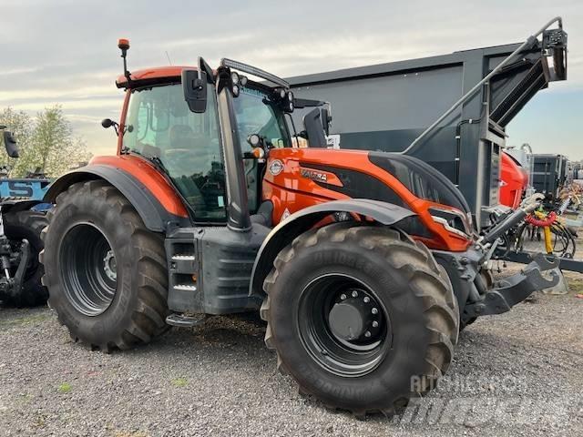 Valtra T 175 V Traktory
