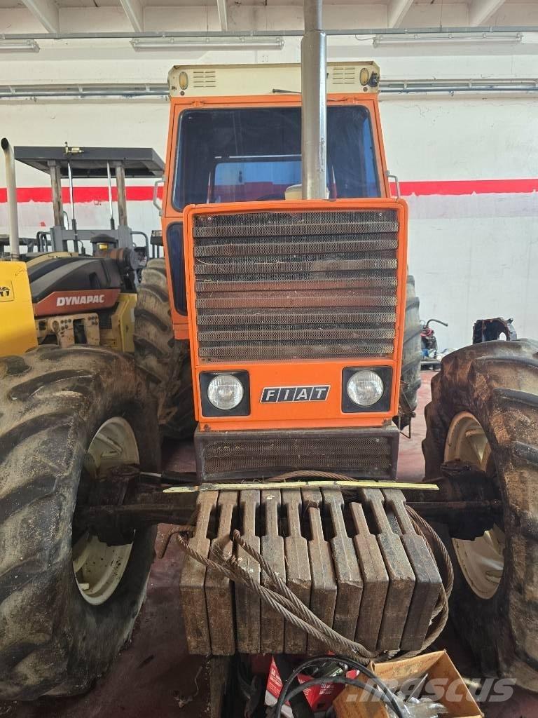 Fiat-Hitachi 1880 DT Traktory