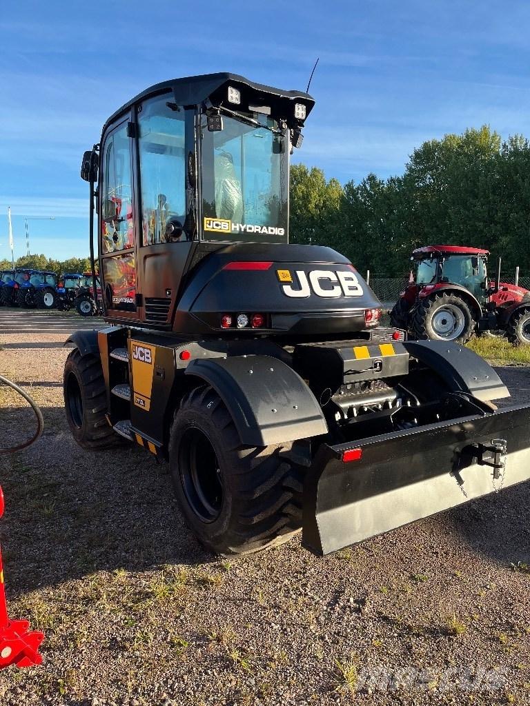 JCB Hydradig 110W Kolová rýpadla