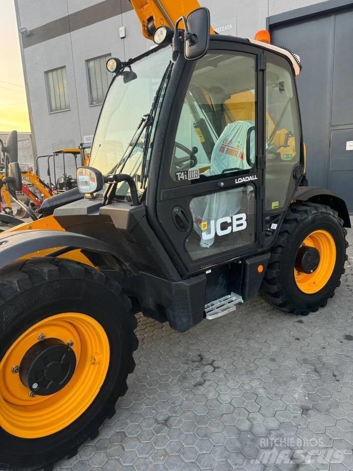 JCB 535-95 Teleskopické manipulátory