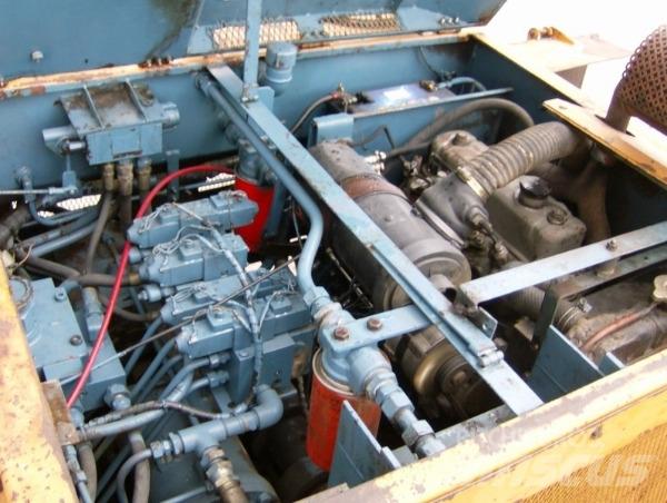 Case F25V Finišery