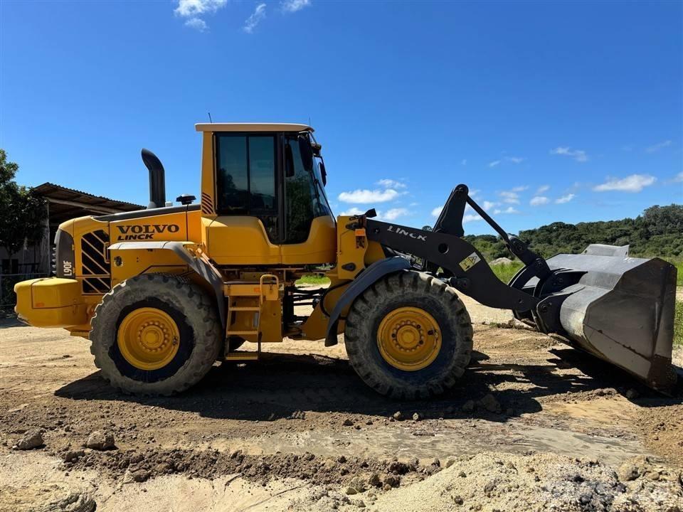 Volvo L 90 F Kolové nakladače