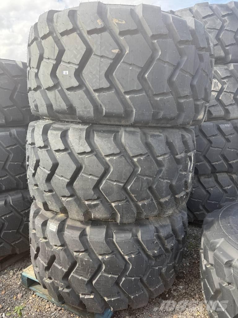 Trelleborg 750/65R25 Pneumatiky, kola a ráfky