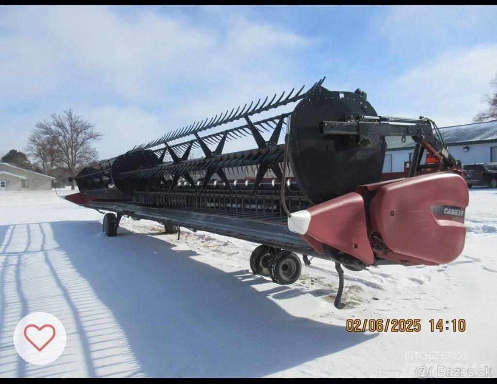 Case IH 3162 Kombajnové hlavice