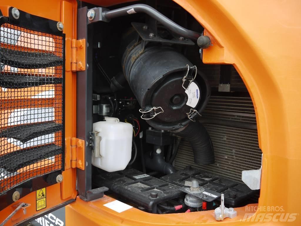 Doosan DX 140 LCR-5 Pásová rýpadla
