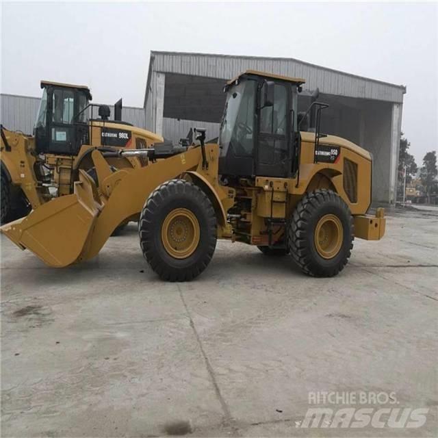 CAT 950G Kolové nakladače