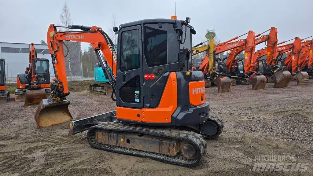 Hitachi ZX55-5A CLR Mini rýpadla < 7t