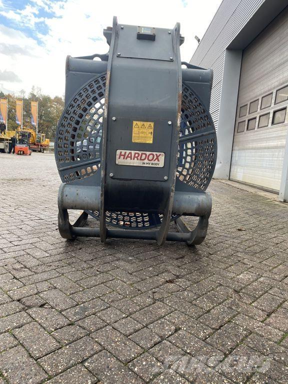 VTN SR15 Klešťové drapáky