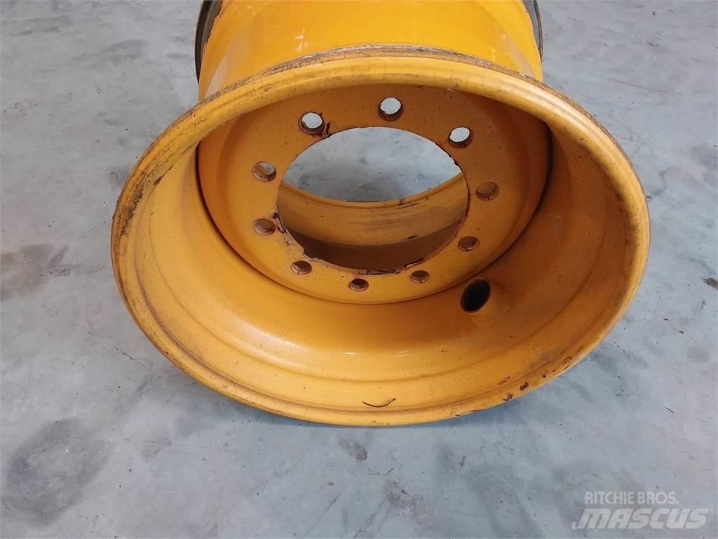 Rottne H11 20x24,5 Pneumatiky, kola a ráfky