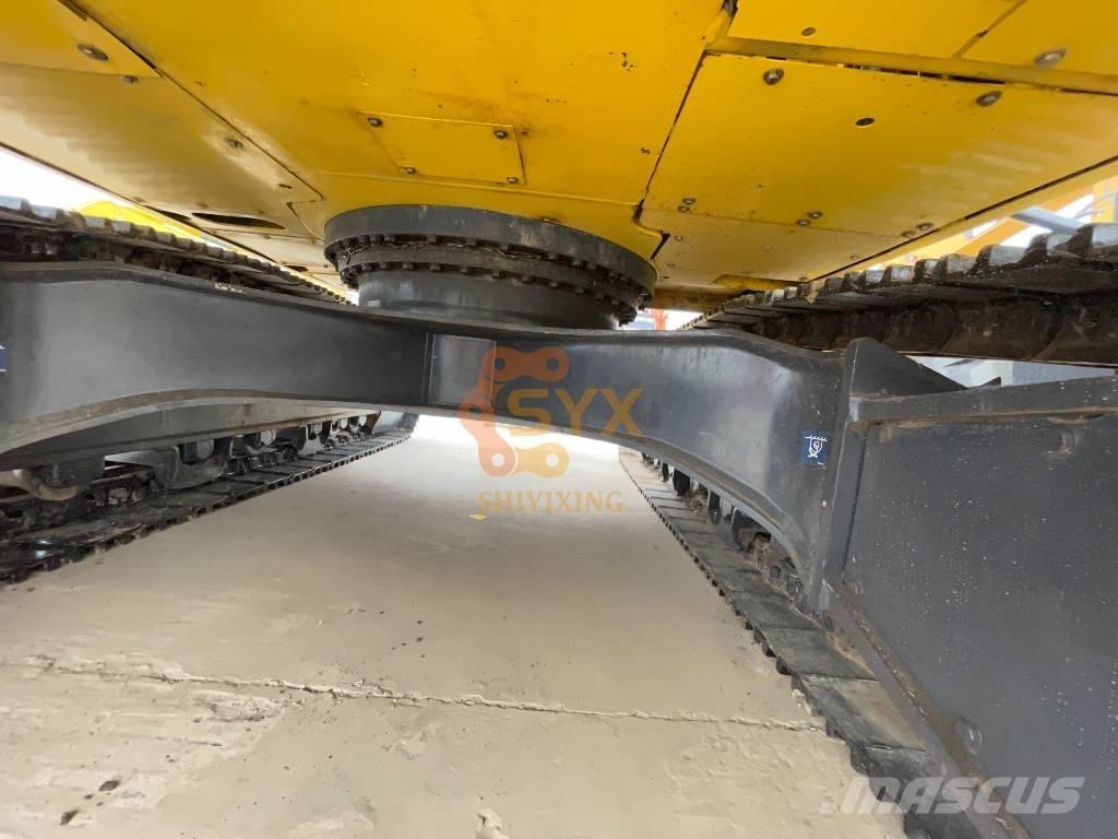 Komatsu PC 360 Pásová rýpadla