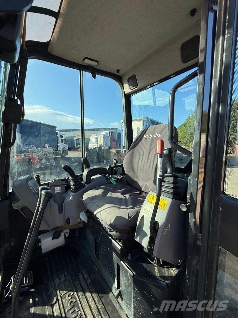 Kubota U 27-4 Mini rýpadla < 7t