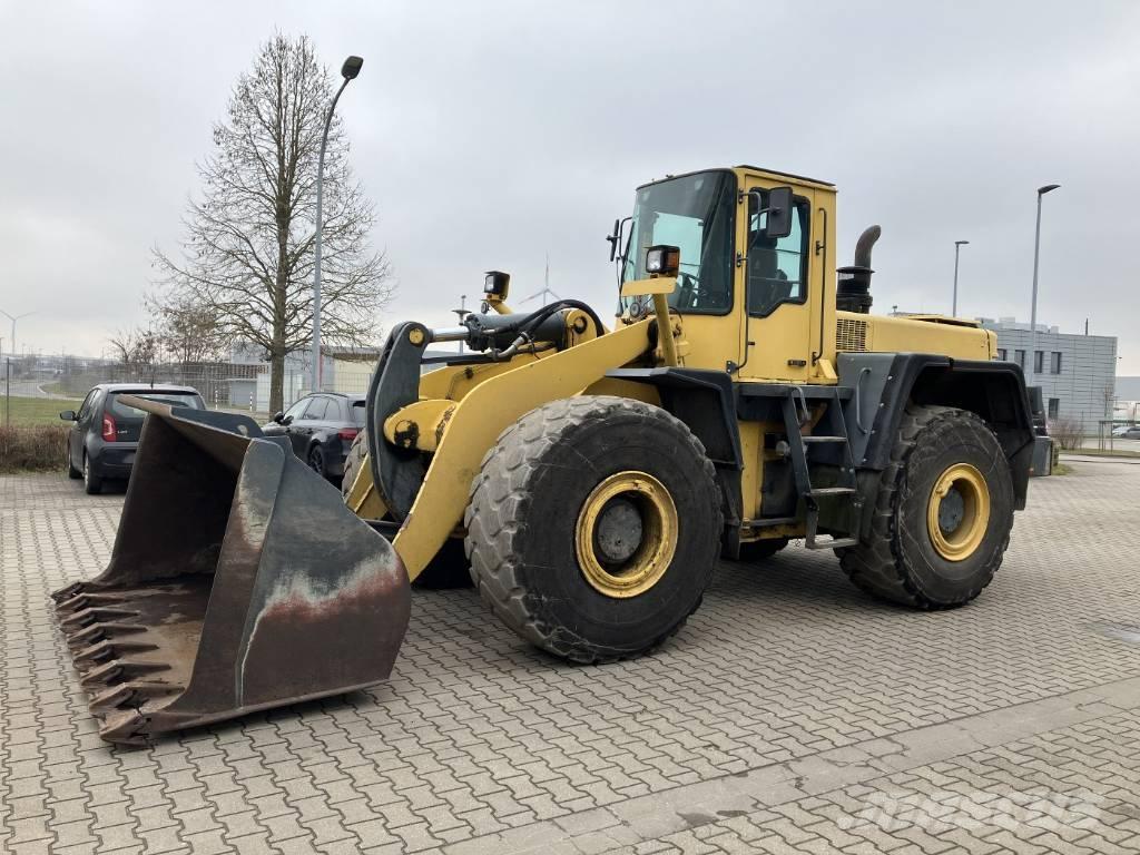 Komatsu WA 420 Kolové nakladače