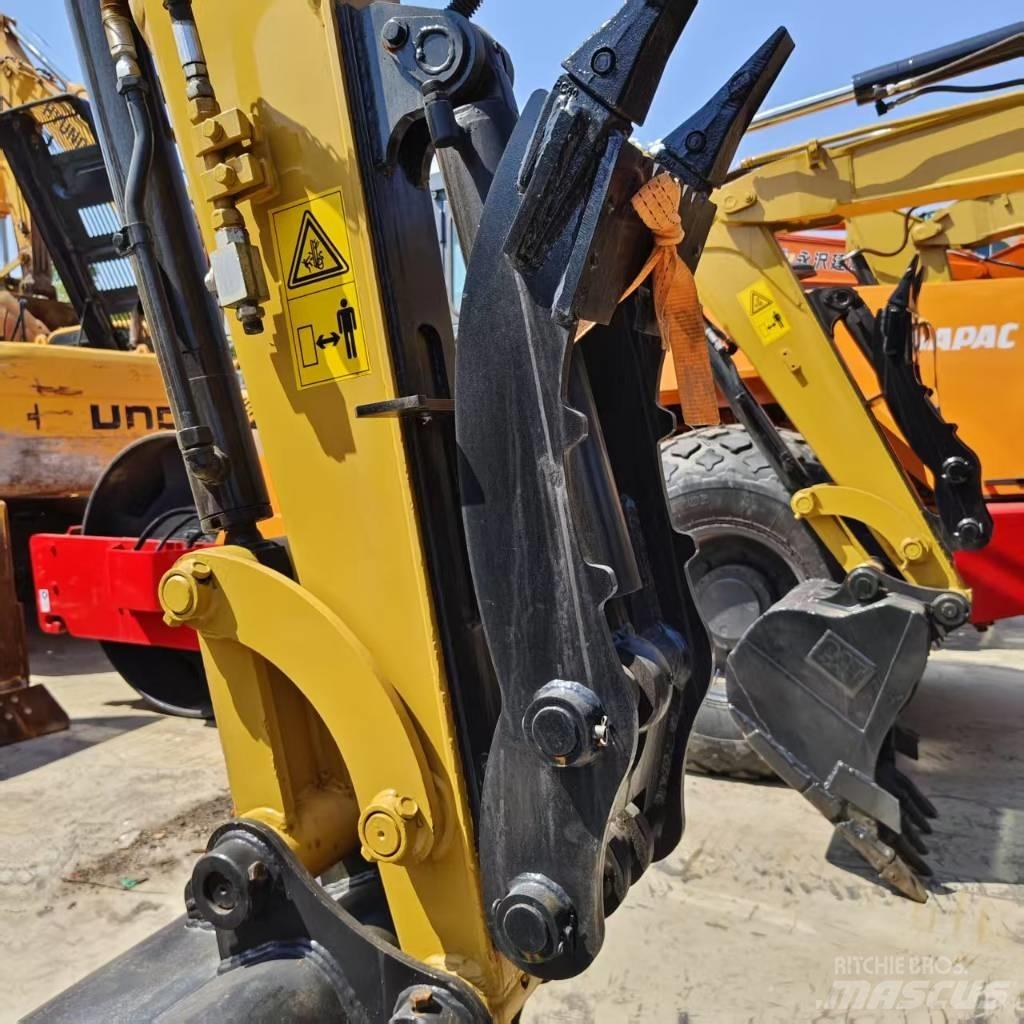 CAT 305.5 E CR Mini rýpadla < 7t