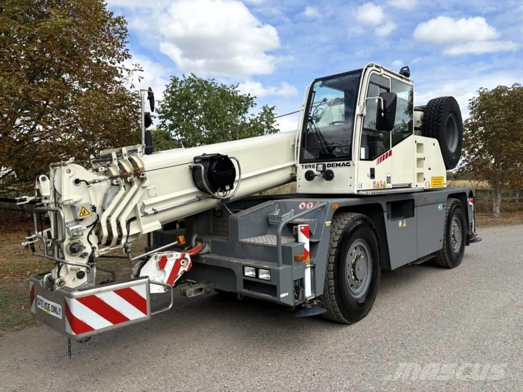 Terex Demag AC30 Univerzální terénní jeřáby