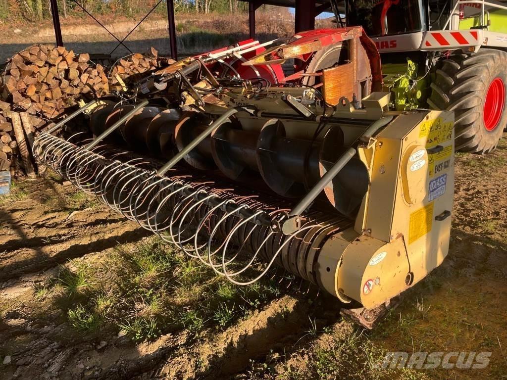 CLAAS JAGUAR 830 Sklízecí řezačka
