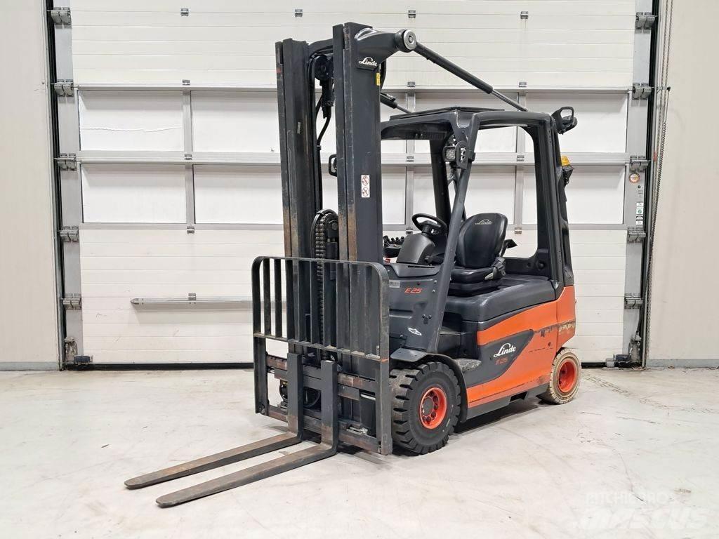 Linde E25-01 Akumulátorové vozíky