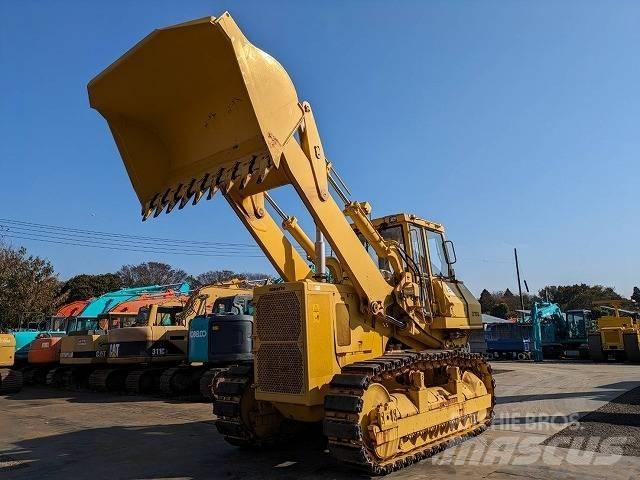 Komatsu D 75 S-5 Pásové nakladače