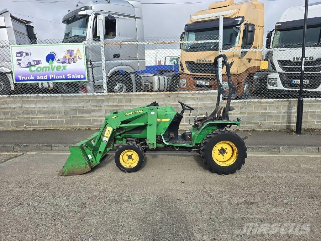 John Deere 2520 HST Kompaktní traktory