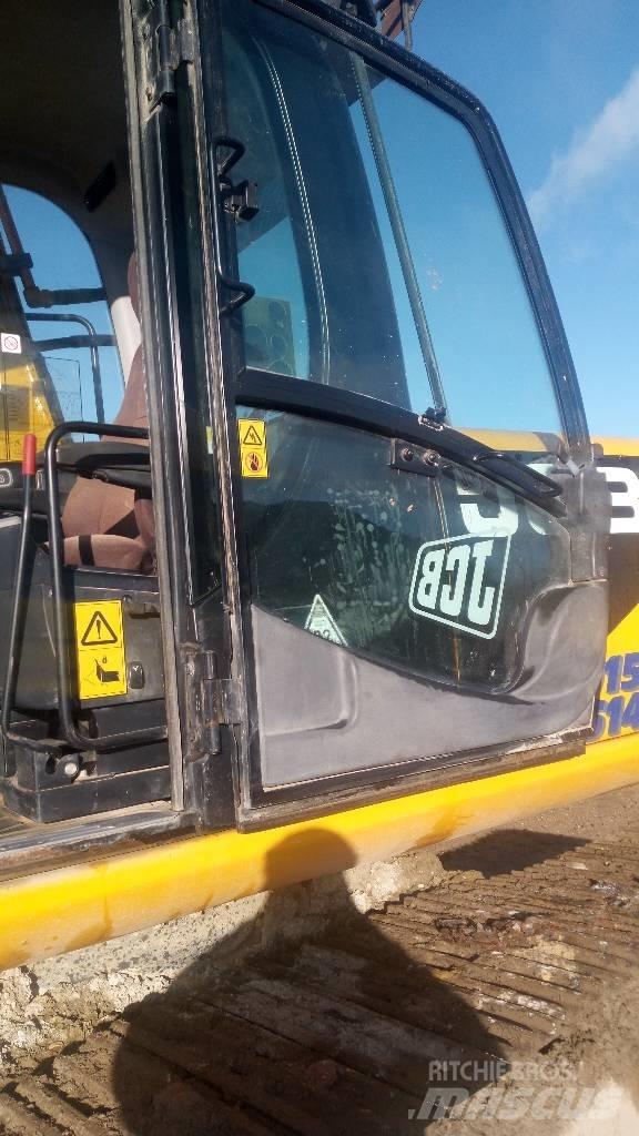 JCB JS 220 LC Pásová rýpadla