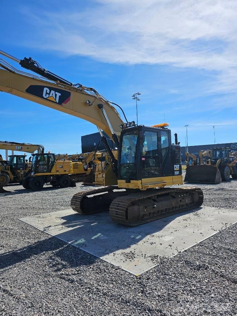 CAT 325 F Pásová rýpadla
