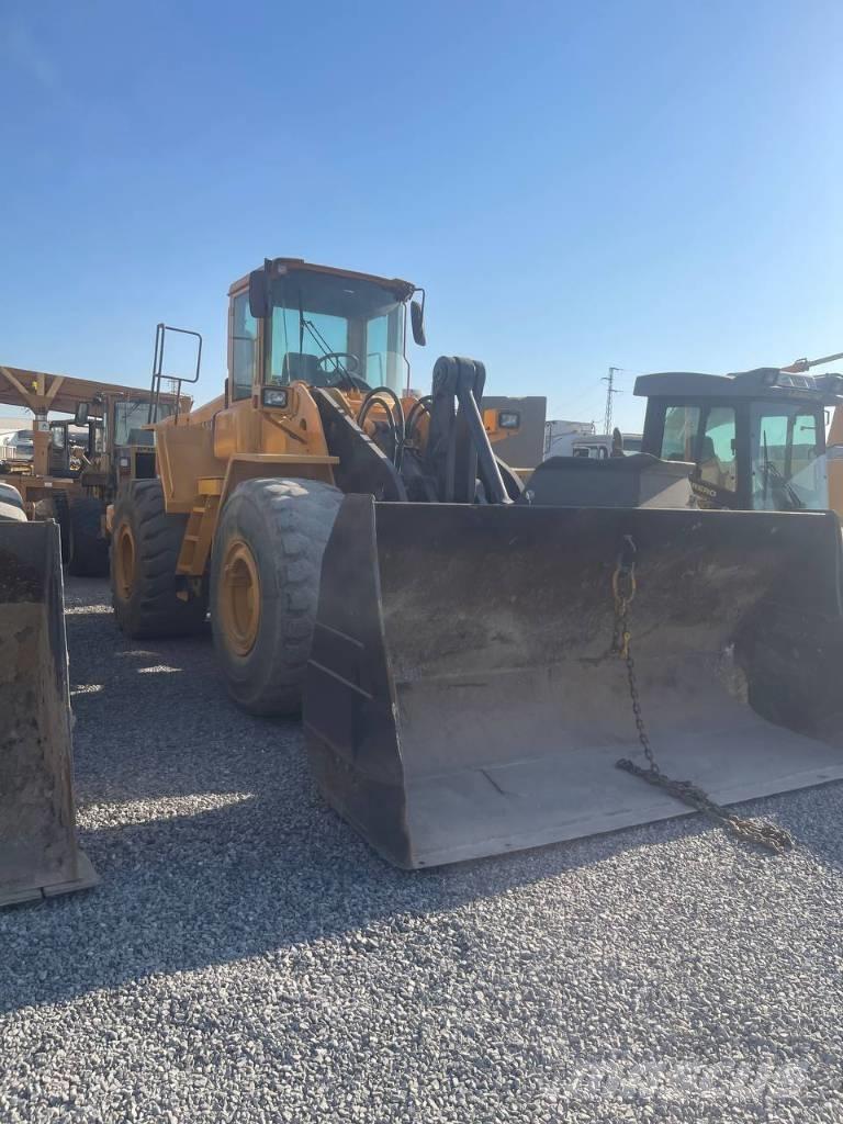 Volvo L 180 E Kolové nakladače