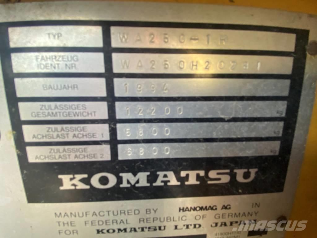 Komatsu WA 250 PT-1H Čelní nakladače a rypadla