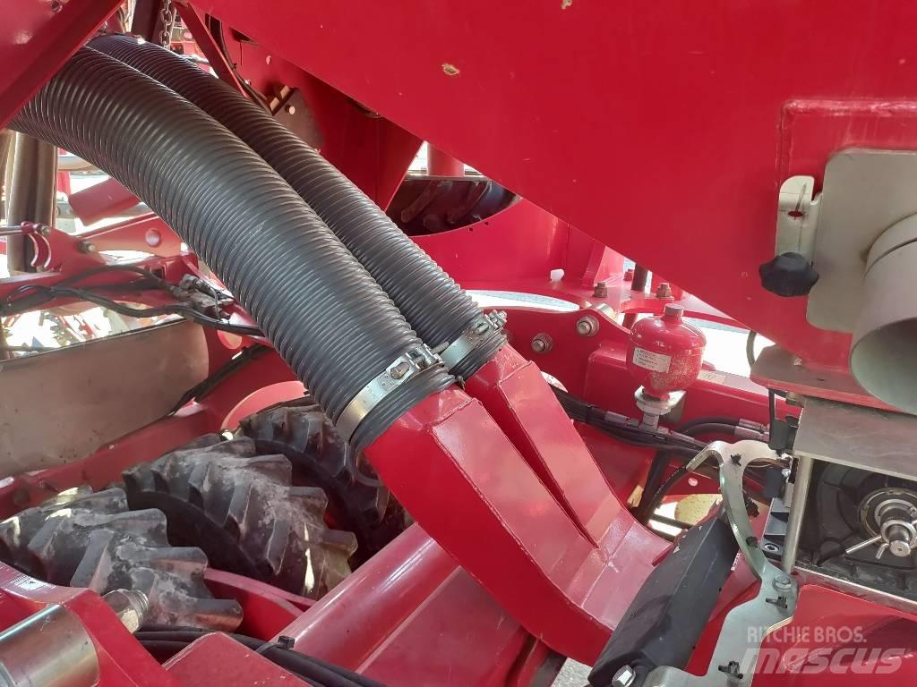 Horsch Pronto 8 DC Mechanické secí stroje