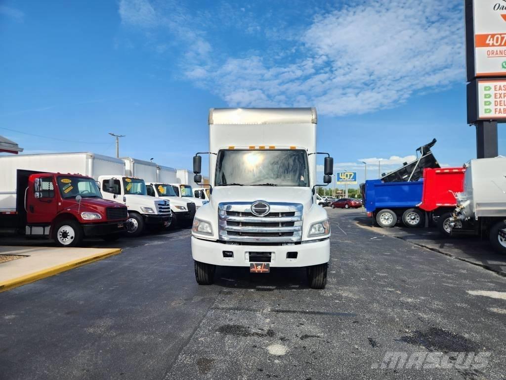Hino 268 A Skříňová nástavba