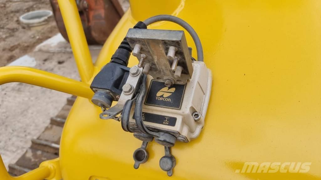 Komatsu D 51 EX-22 Pásové dozery