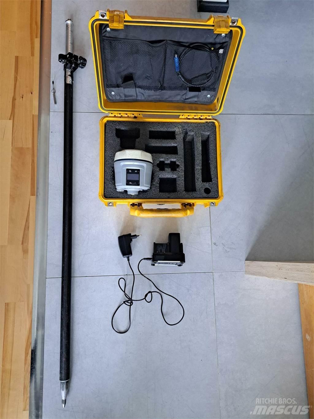  CHC i80 GNSS Přístroje, měřící a automatizační zařízení