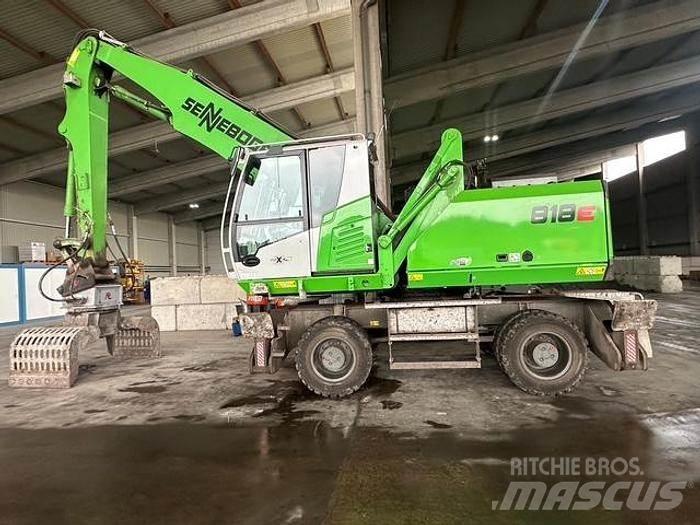 Sennebogen 818 E Stroje pro manipulaci s odpadem