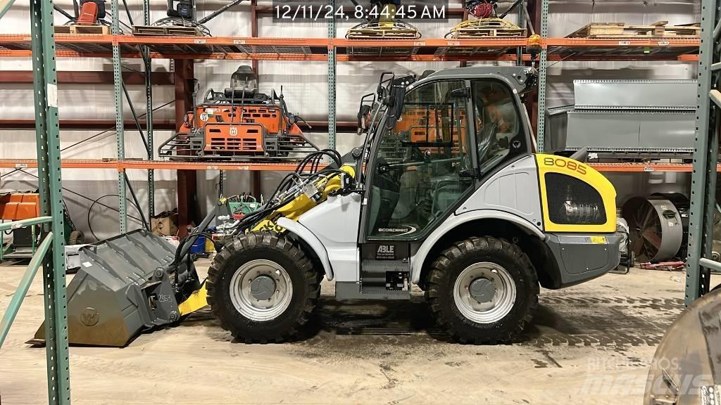 Wacker Neuson 8085 Kolové nakladače