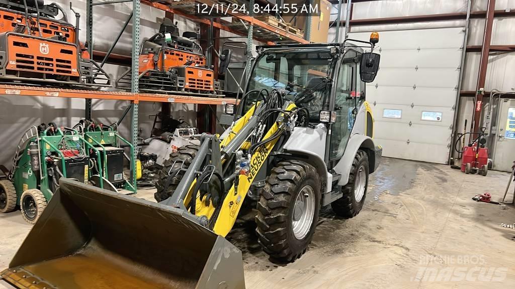 Wacker Neuson 8085 Kolové nakladače