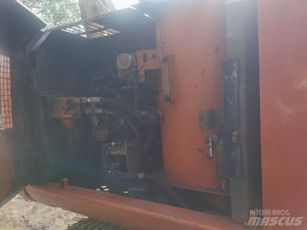 Hitachi ZX 120 Pásová rýpadla
