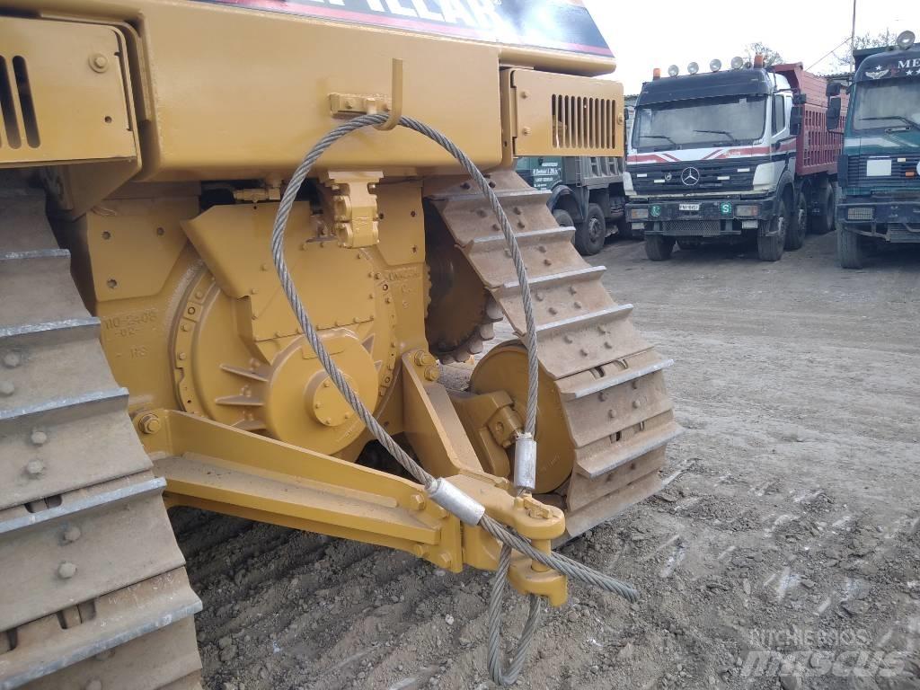 CAT D 7 R Pásové dozery