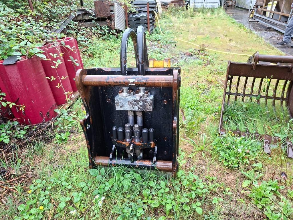 Epiroc MB1200 Bourací kladiva / Sbíječky