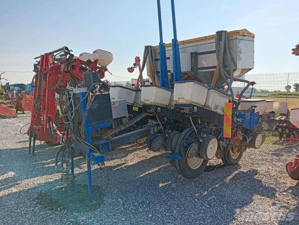 Kinze 3000 Sázecí stroje