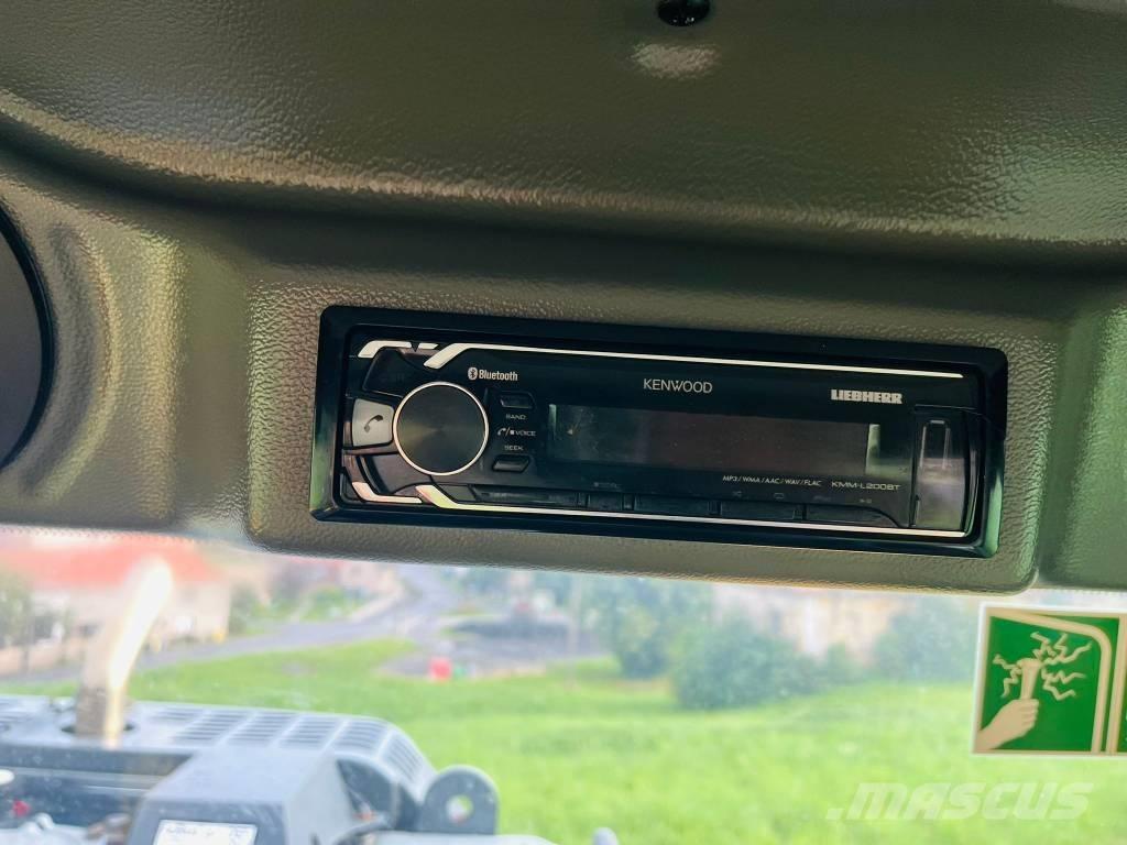 Liebherr A 910 Kolová rýpadla