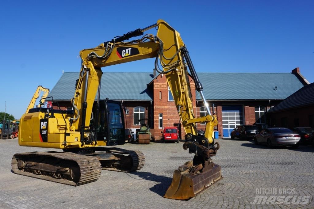 CAT 320 FL Pásová rýpadla