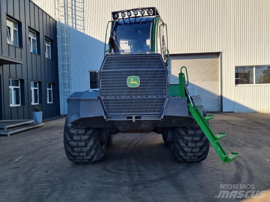 John Deere 1010 G Vyvážecí traktory
