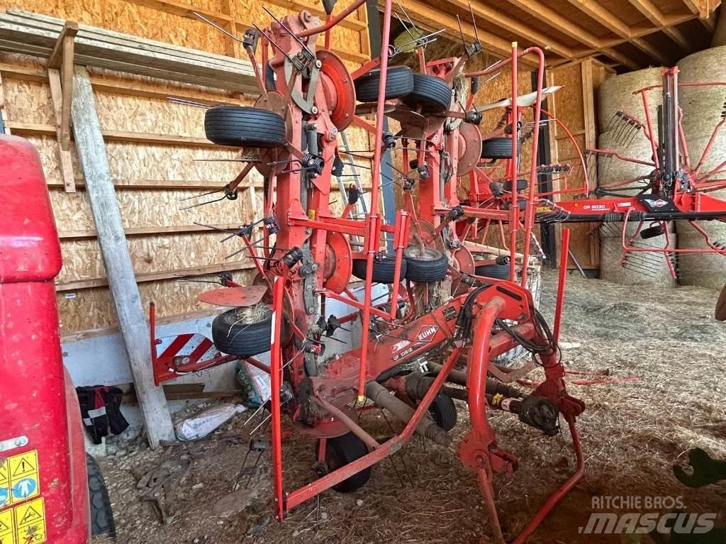 Kuhn GF10812 Obraceče a shrabovače sena