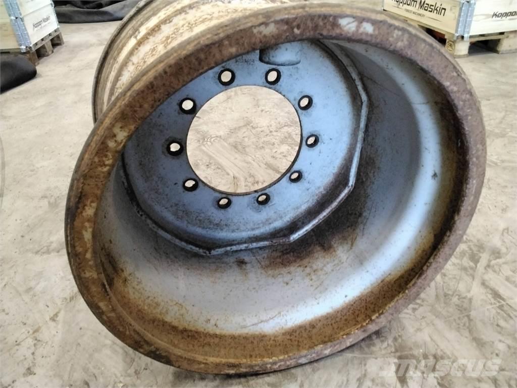 Valmet 890 20x26,5 Pneumatiky, kola a ráfky