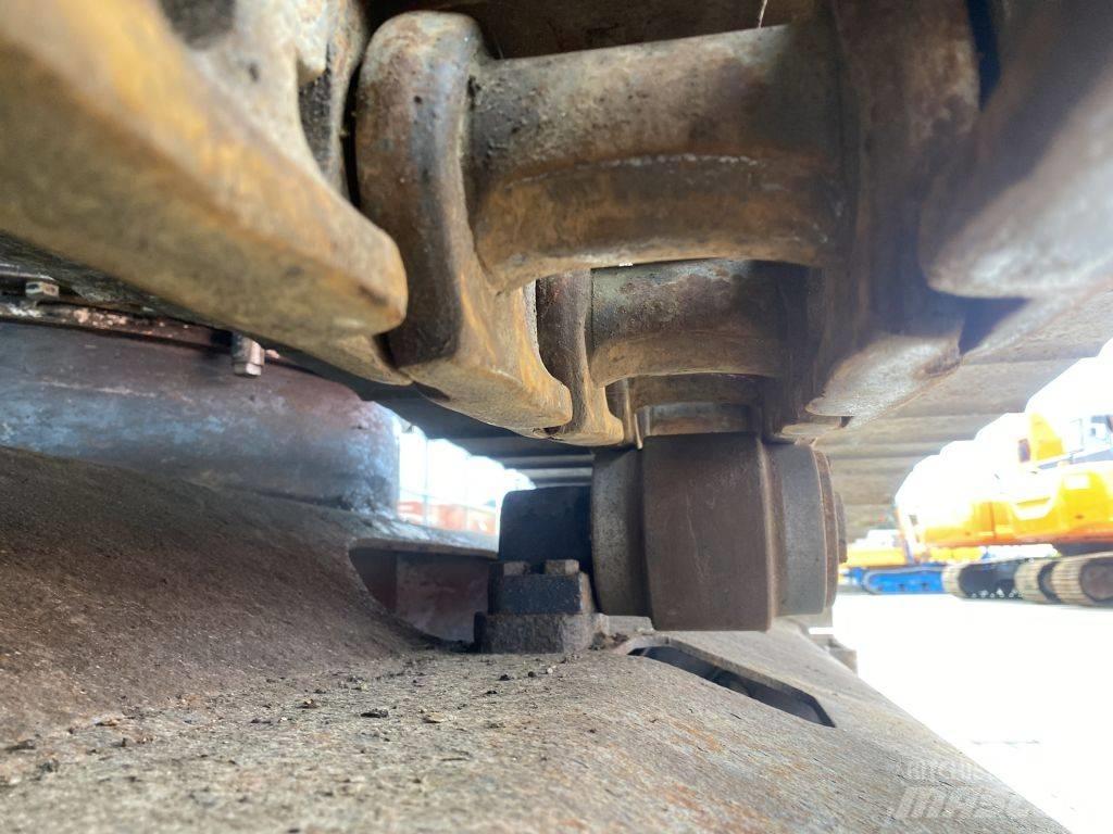 Hitachi EX 150 LC 5 Pásová rýpadla