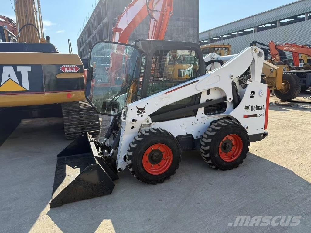 Bobcat S 770 Smykem řízené nakladače