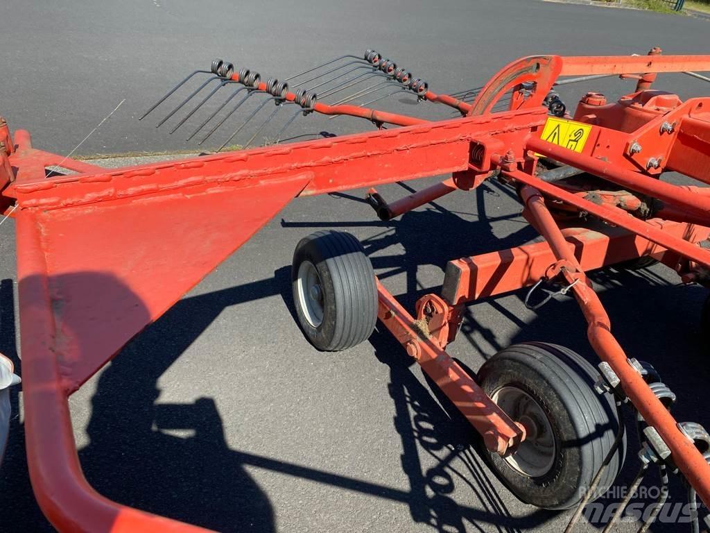 Kuhn GA 4121 GM Řádkovače