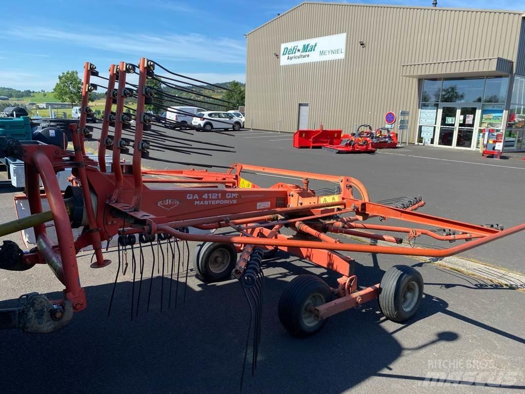 Kuhn GA 4121 GM Řádkovače