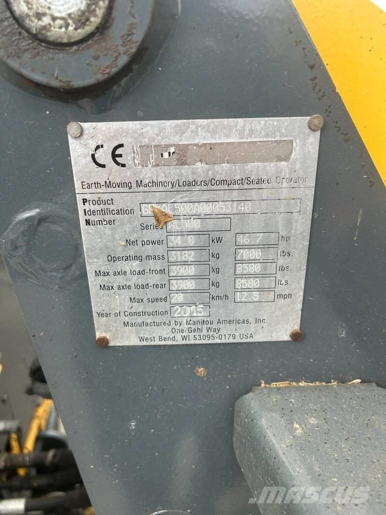 Mustang AL 506 Cab Víceúčelové nakladače